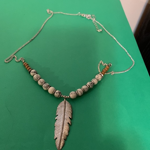 Gorgeous necklace 29” - Picture 3 of 7